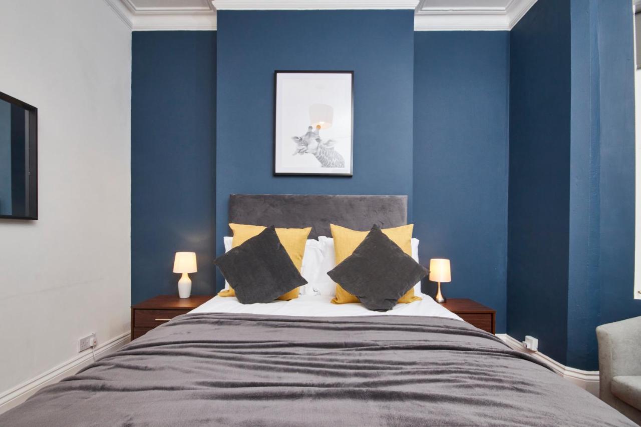 5 Bed House In Leamington Spa Perfect For Contractors With 7 Beds By Purestay - 14 Night Min! 外观 照片